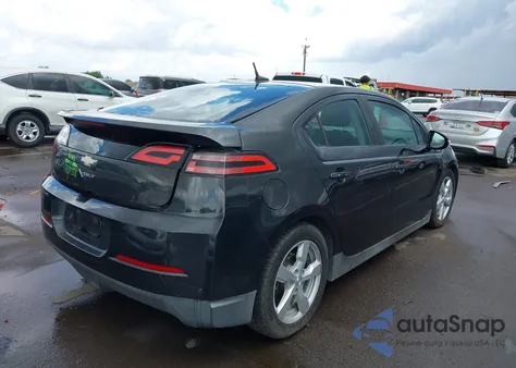 2014 Chevrolet Volt z USA, uszkodzony, nr VIN 1G1RE6E47EU136478